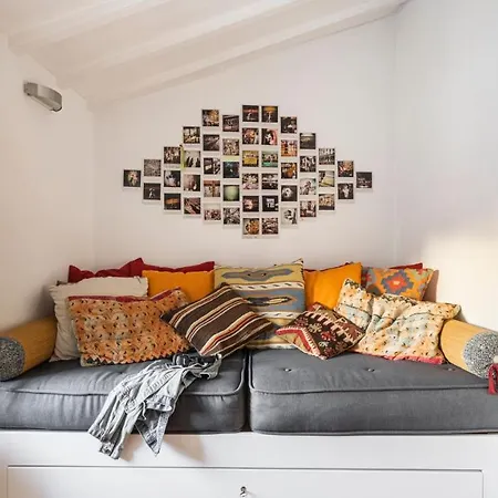 Appartamento Plum Guide - Pombaline Polaroid Lisbona